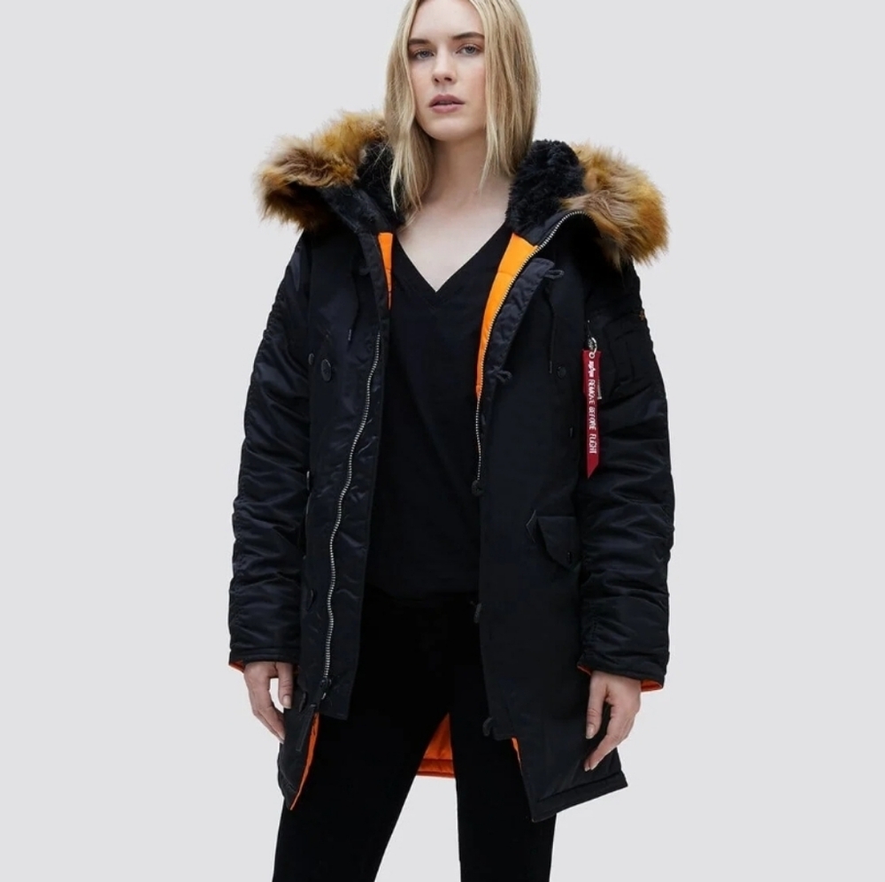 Alpha Industries Made In U.S.A. Women's Black Military Puffer Jacket Size Medium